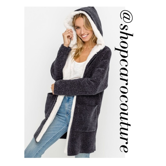 Lush Sweaters - LAST ONE!! 🎉HP🎉 Cozy hooded chenille sweater